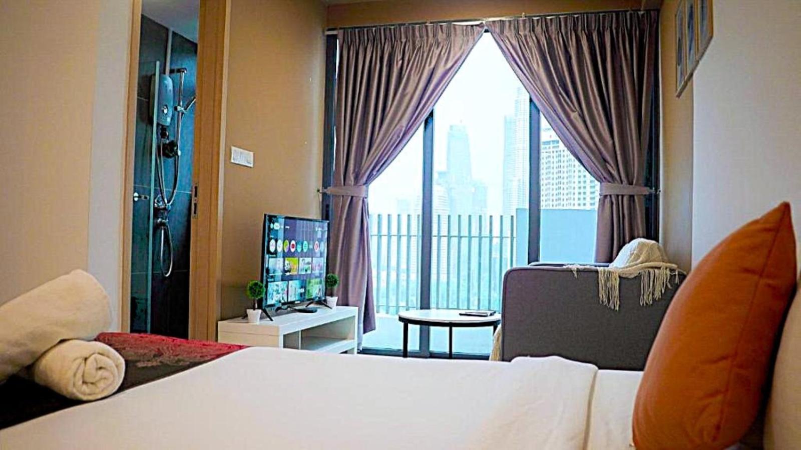 The Luxe Suites Klcc By Cozy Stay Куала-Лумпур Екстер'єр фото